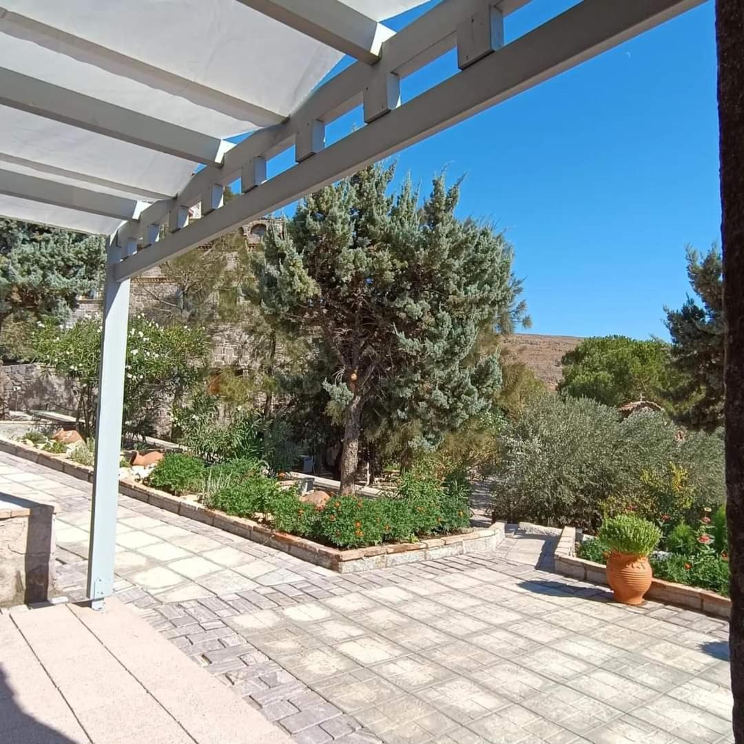 Villa Lesvos Tower House Komninos Sigrion